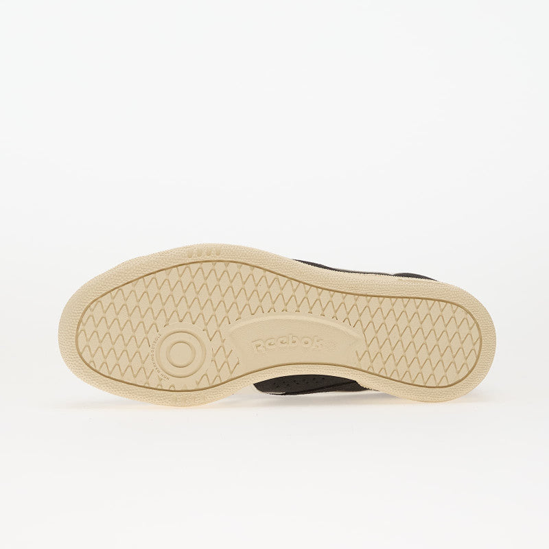 Reebok x Grounds Uk Club C Washedblack/ Paperwhite/ Chalk