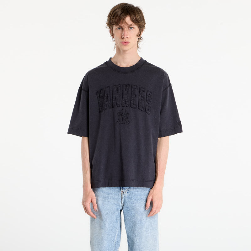 New Era MLB Washed Boxy Tee New York Yankees UNISEX Black