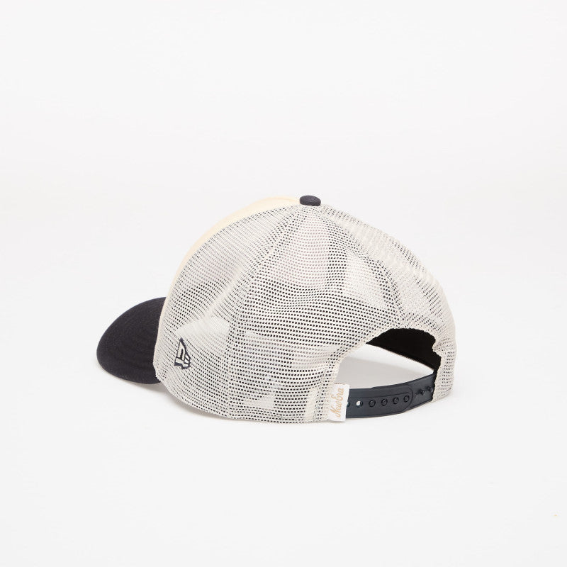 New Era 9FORTY MC AF Trucker Light Cream/ Navy