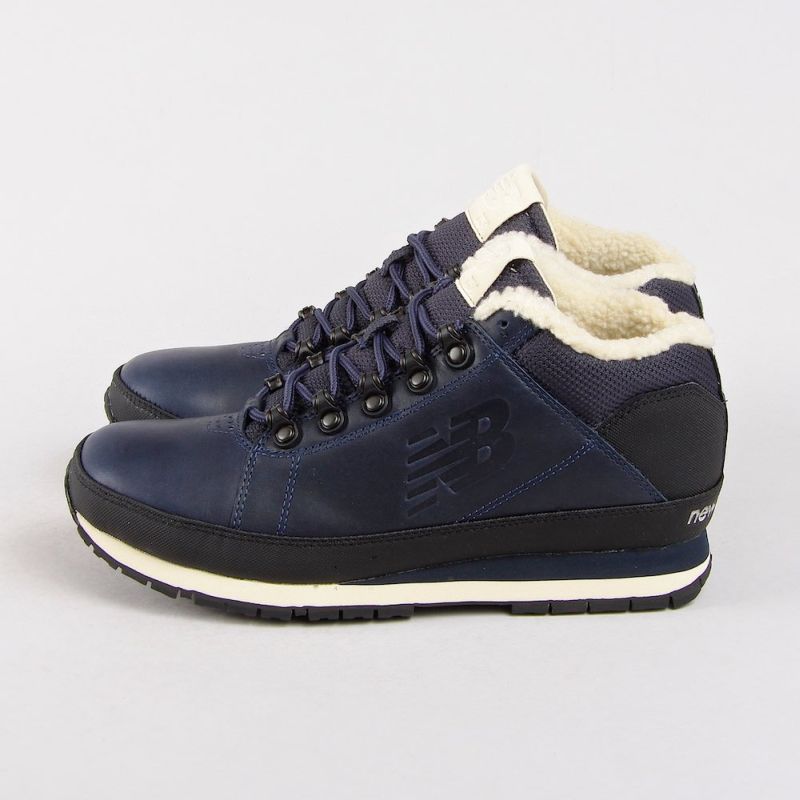 New Balance 754
