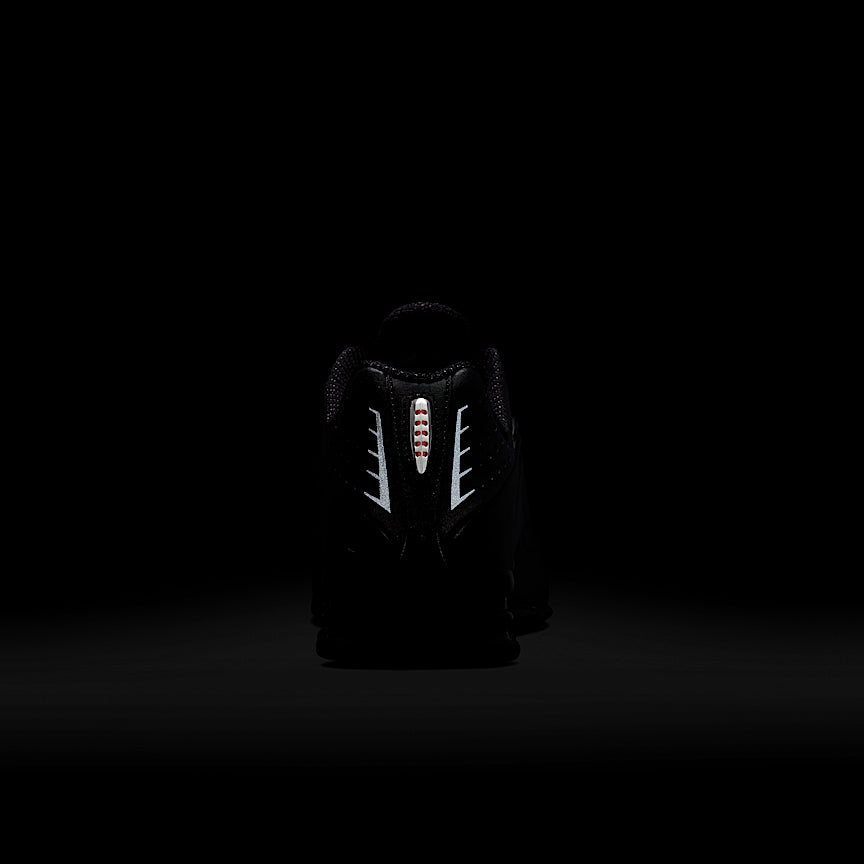 Nike Shox R4