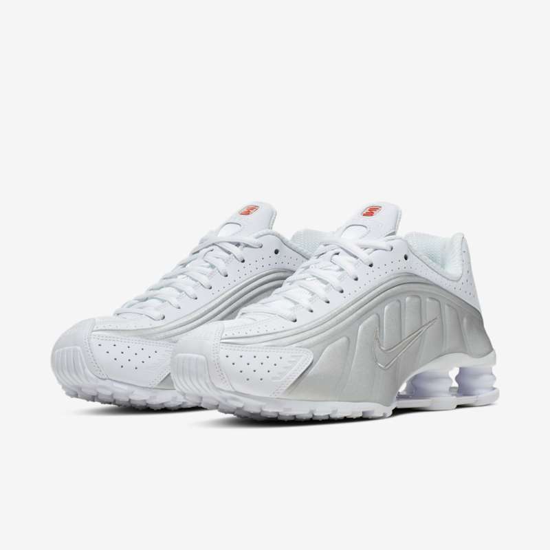 Nike Wmns Shox R4