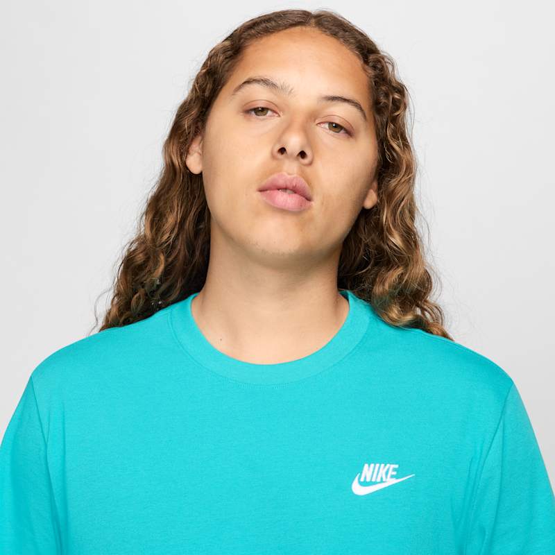Nike Sportswear Club