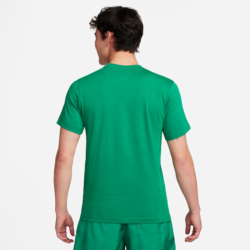 Nike Sportswear Club
