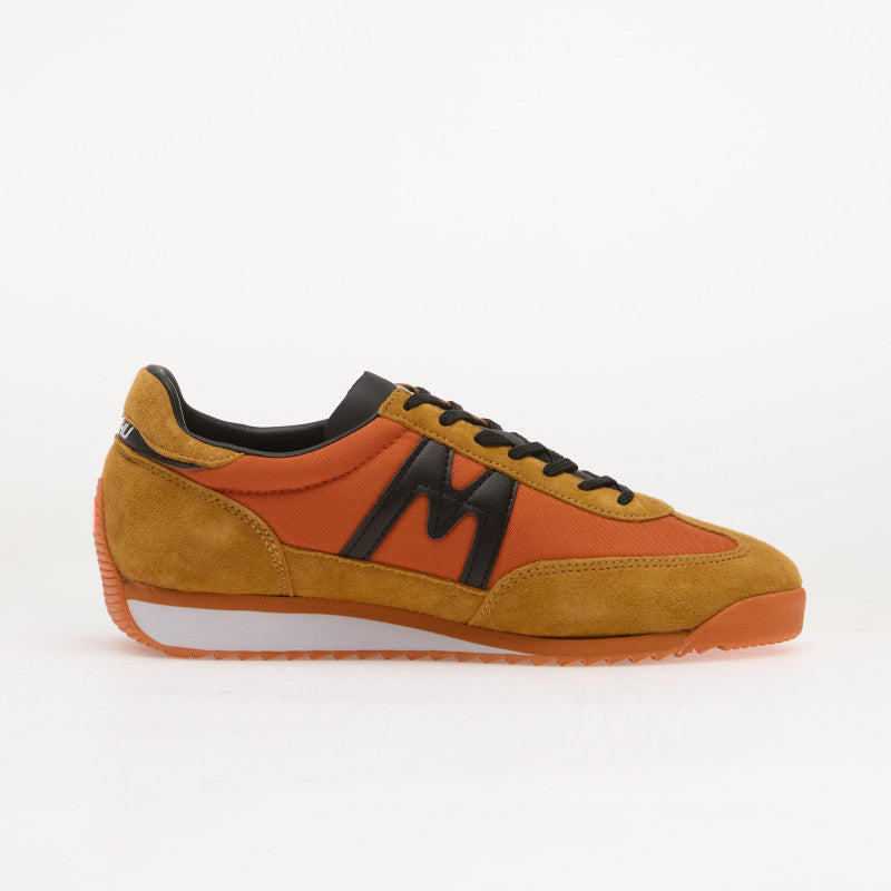 Karhu Mestari 76 Jaffa Orange/ Black