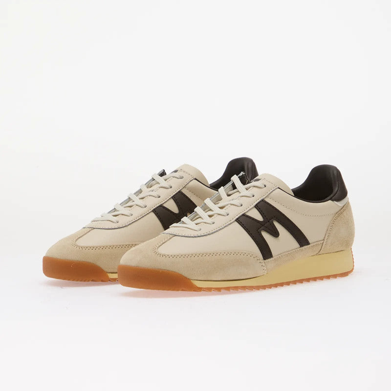 Karhu Mestari 76 Gravel/ Chocolate Torte