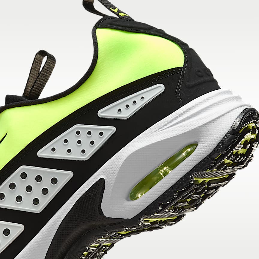 Nike Wmns Air Max SNDR Volt/ Black-White