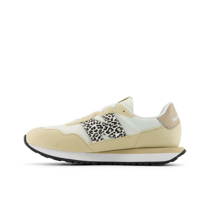 New Balance 237