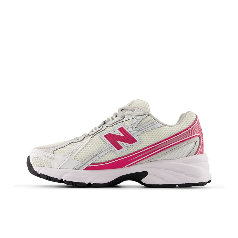New Balance 770