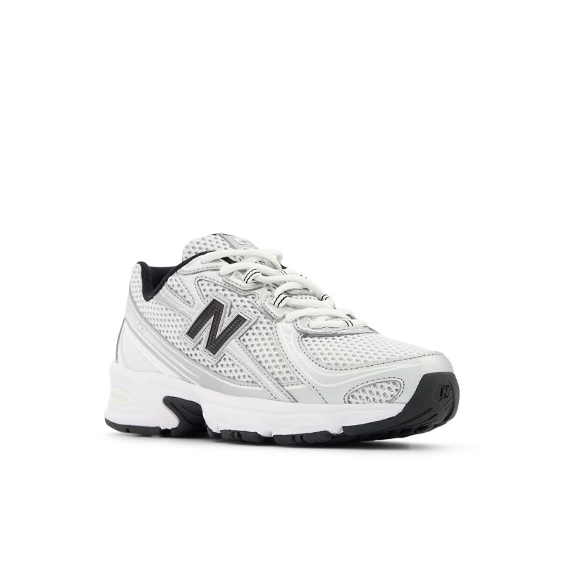 New Balance 740