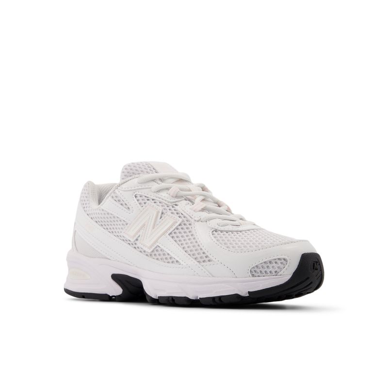 New Balance 740