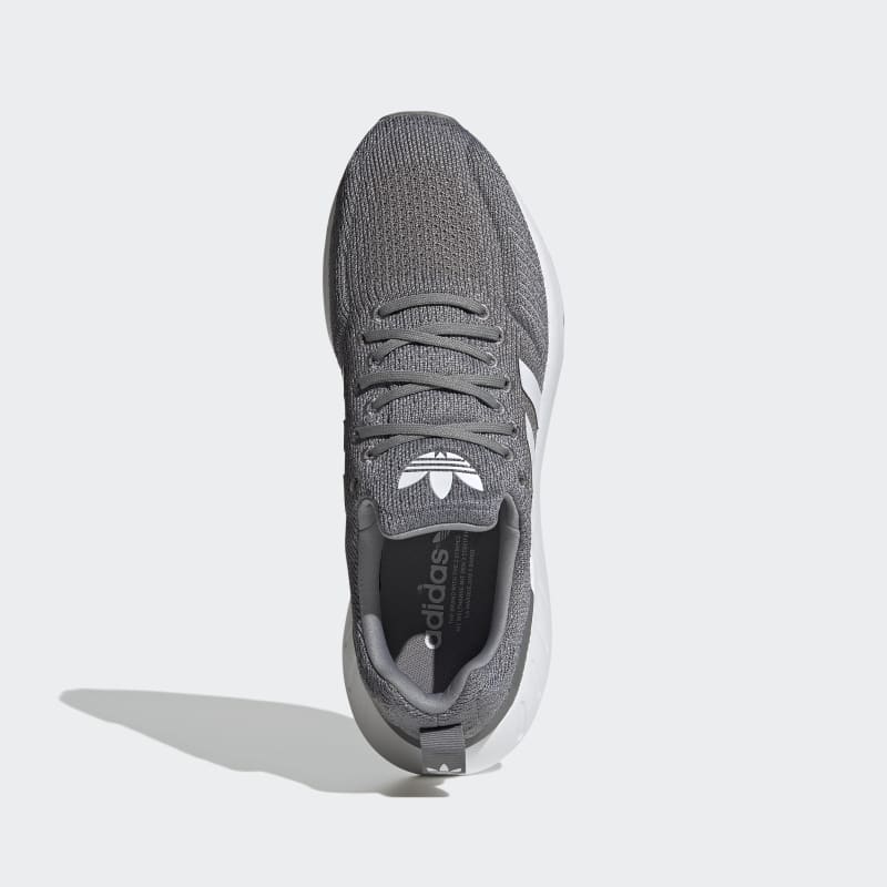 adidas Swift Run 22