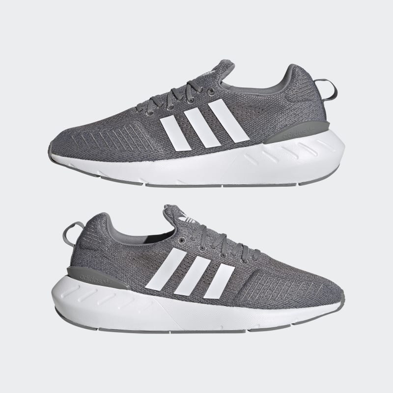 adidas Swift Run 22