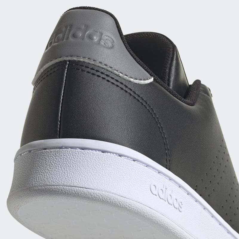 adidas Advantage