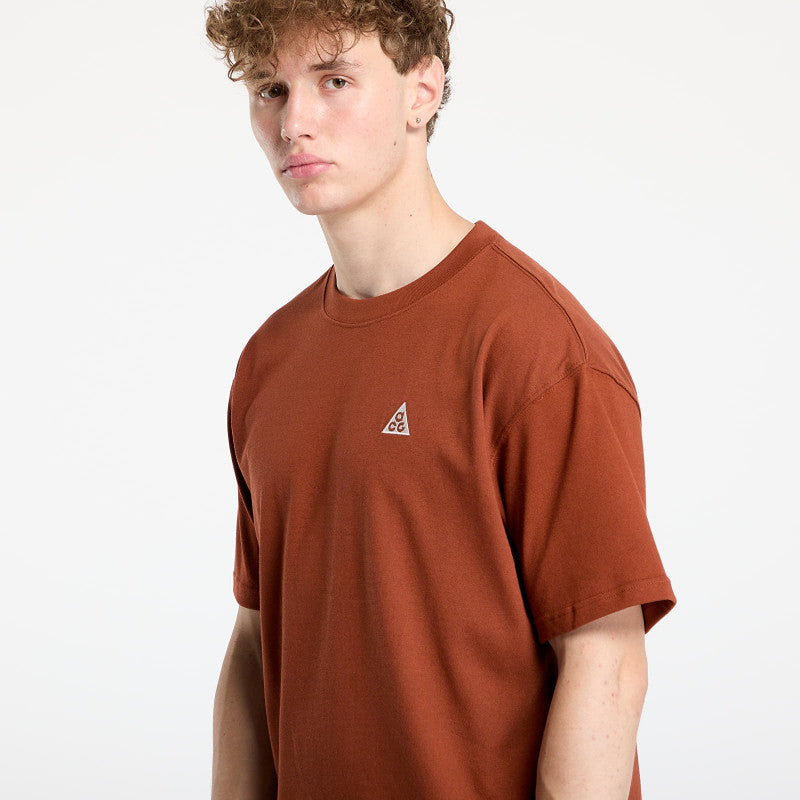 Nike ACG Men's Max90 T-Shirt Cinnamon/ Picante Red