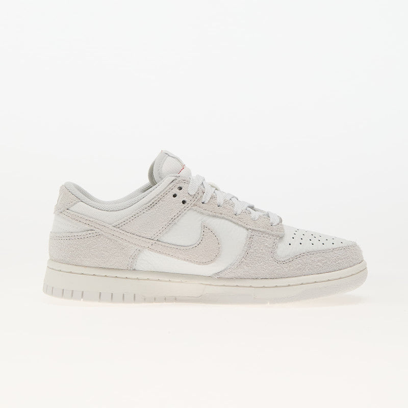 Nike Wmns Dunk Low Summit White/ Photon Dust-University Red