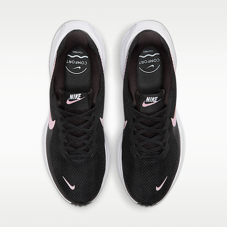 Nike Wmns Revolution 8
