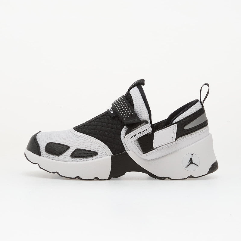 Jordan Wmns Trunner Lx White/ Black-Reflective Slvr