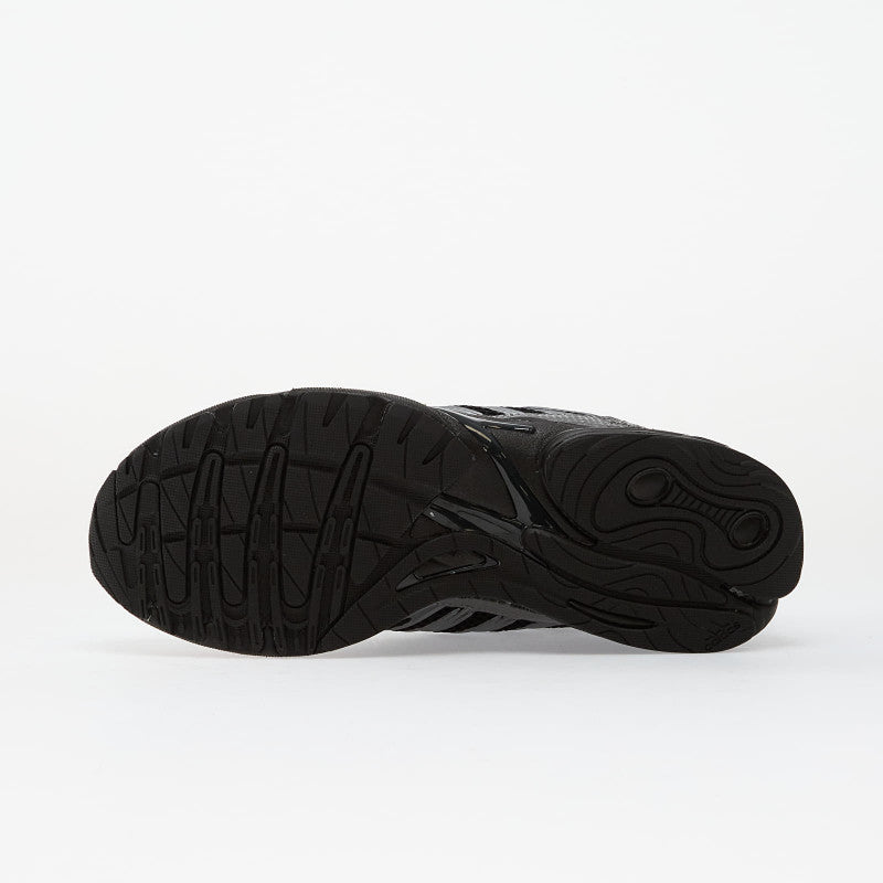 adidas Adistar Control 3 Core Black/ Iron Metalic/ Ftw White 40