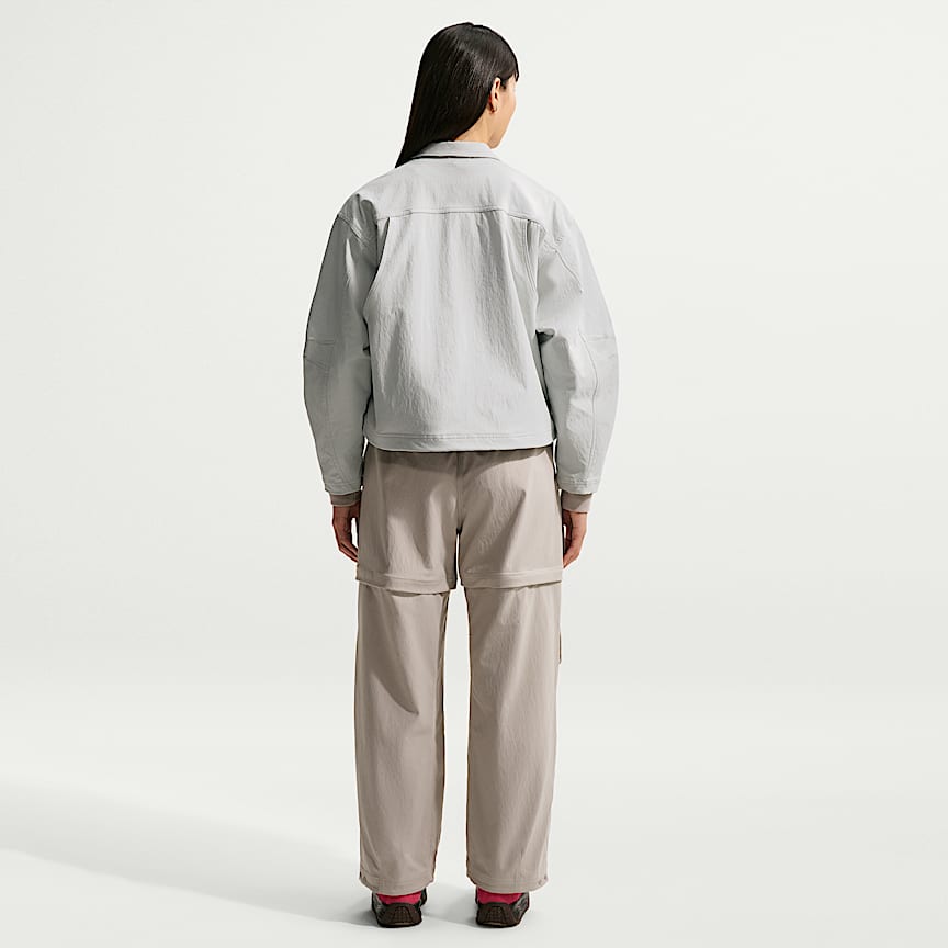 Nike ACG "Smith Summit" Women's UV-Resistant Jacket Photon Dust/ Grey Fog/ Summit White