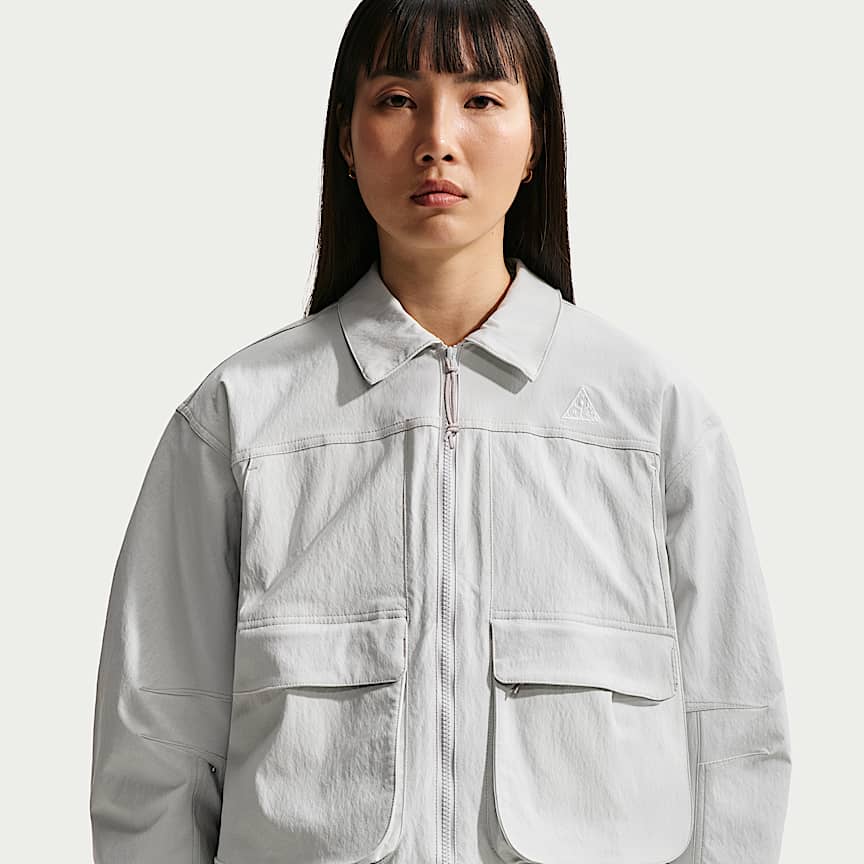 Nike ACG "Smith Summit" Women's UV-Resistant Jacket Photon Dust/ Grey Fog/ Summit White
