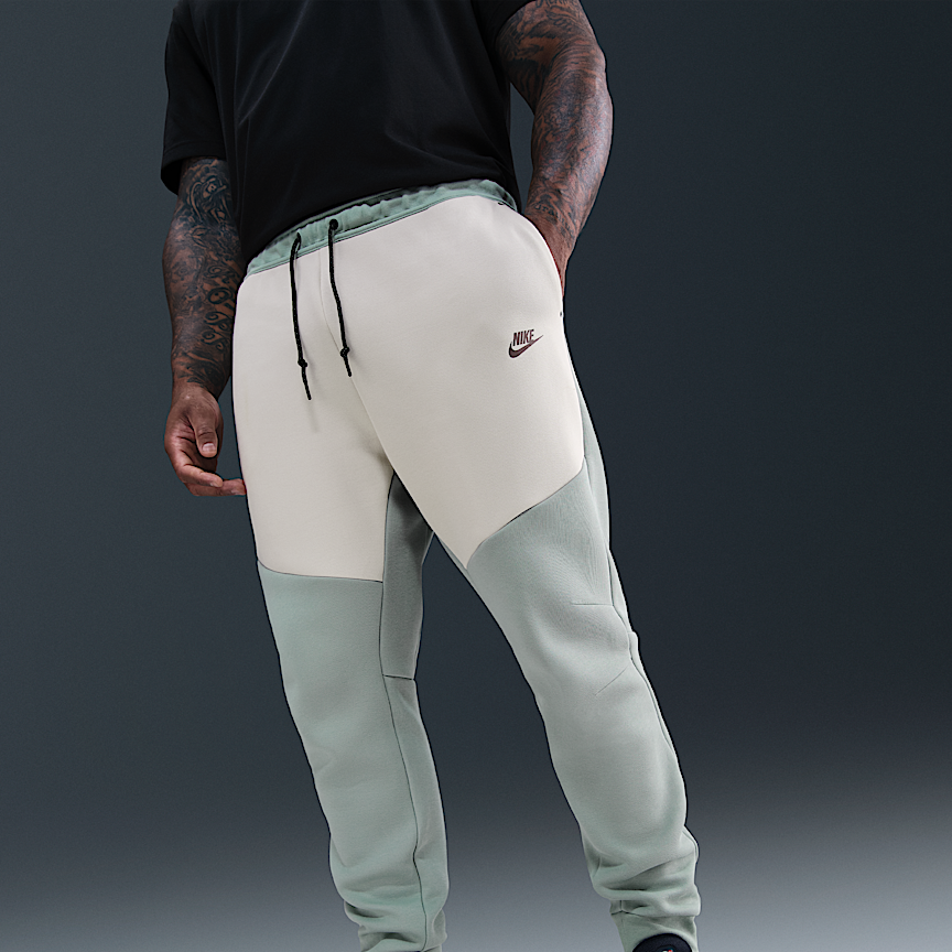 Nike Tech