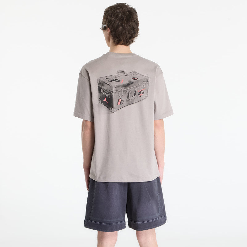 Jordan Men's Graphic T-Shirt Enigma Stone/ Infrared 23