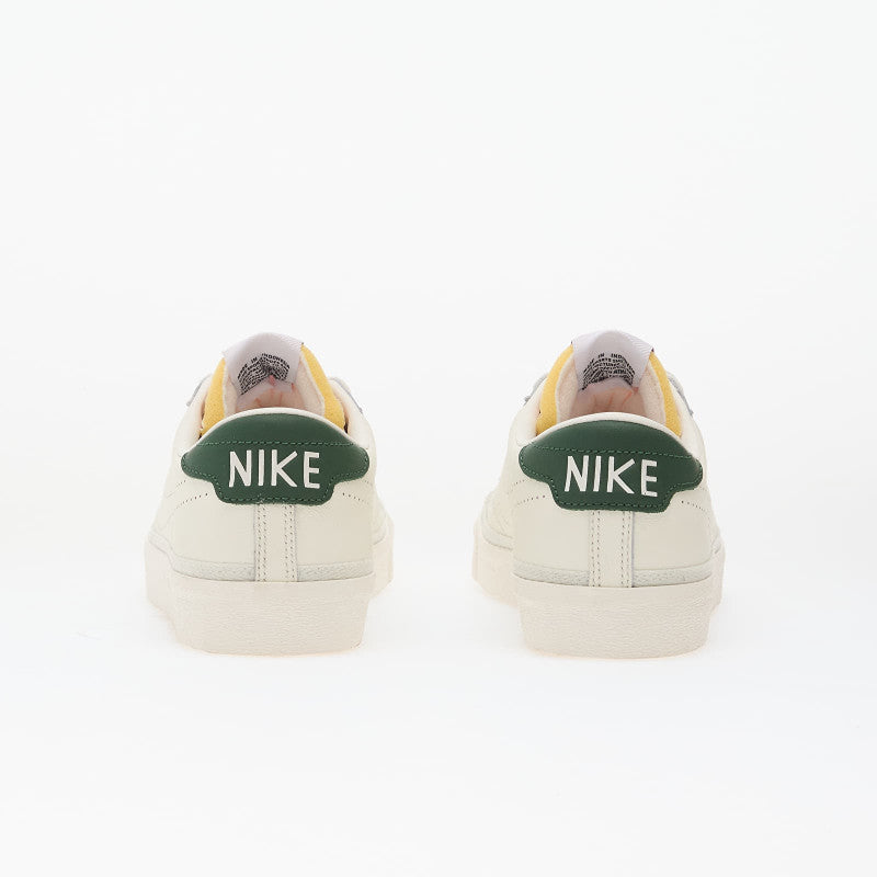 Nike Tennis Classic Ac Sail/ Sail-Fir-Team Orange