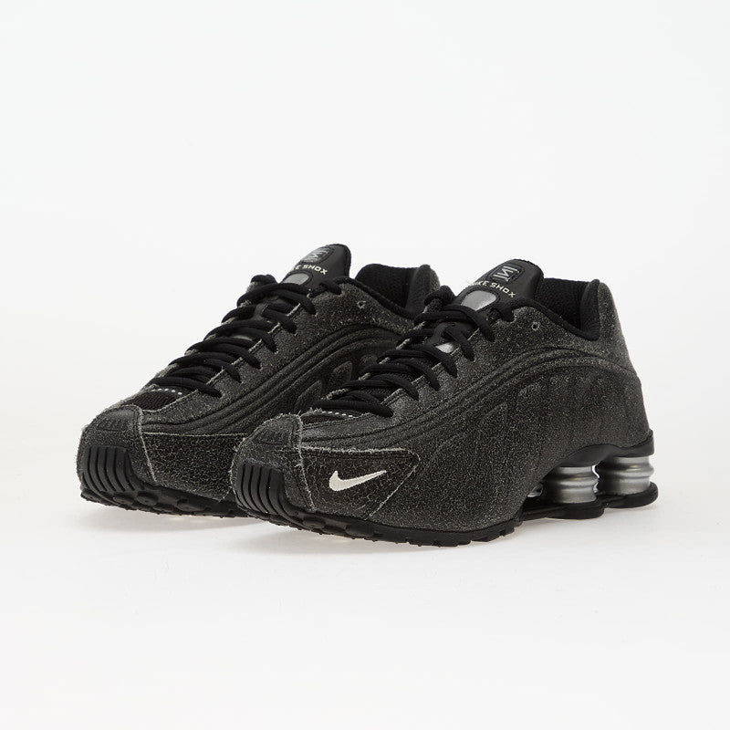 Nike Shox R4 Qs Black/ Sail-Lt Smoke Grey-Metallic Silver