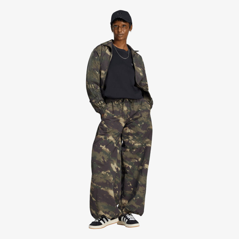 Wiatrówka adidas Badigirl Camouflage Loose Track Top Night Cargo/ Aurora Coffee/ Olive Strata