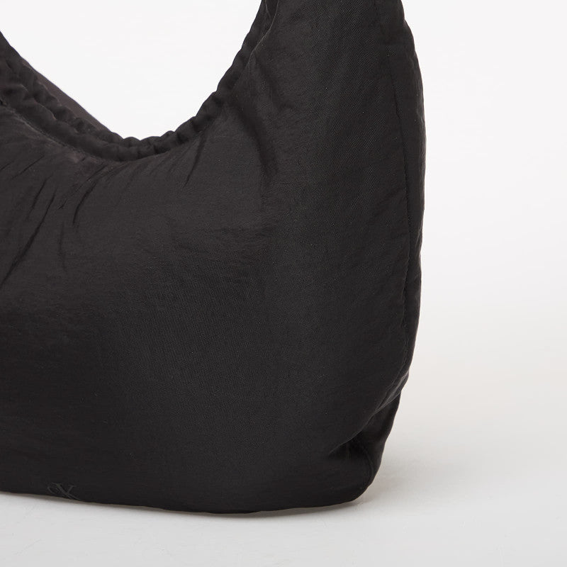 Calvin Klein Nylon Cord Medium Ho Black