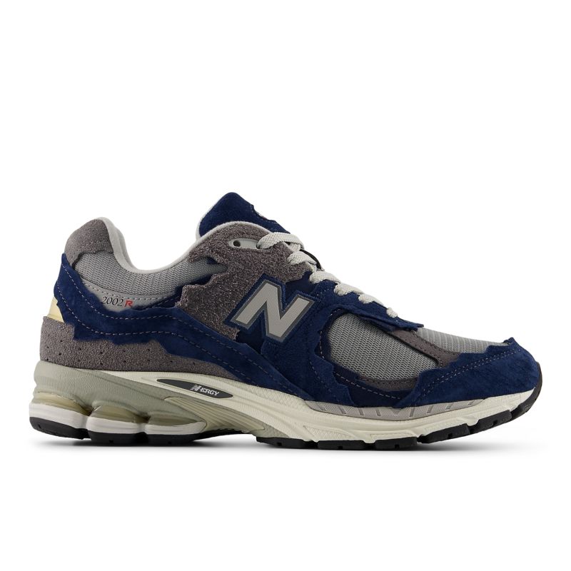 New Balance 2002R Navy/ Raincloud