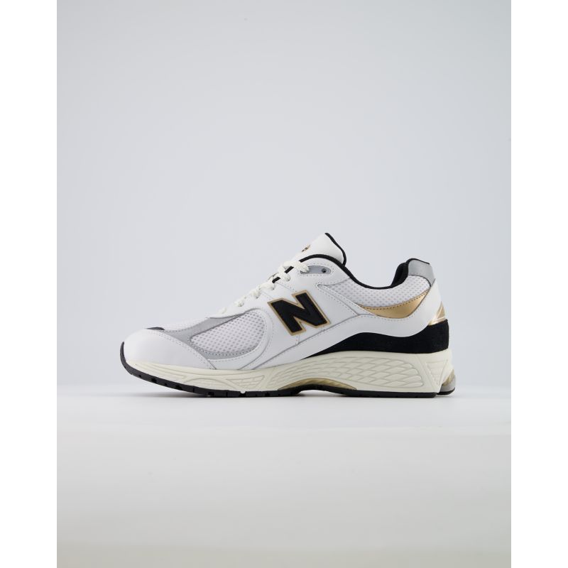 New Balance 2002R
