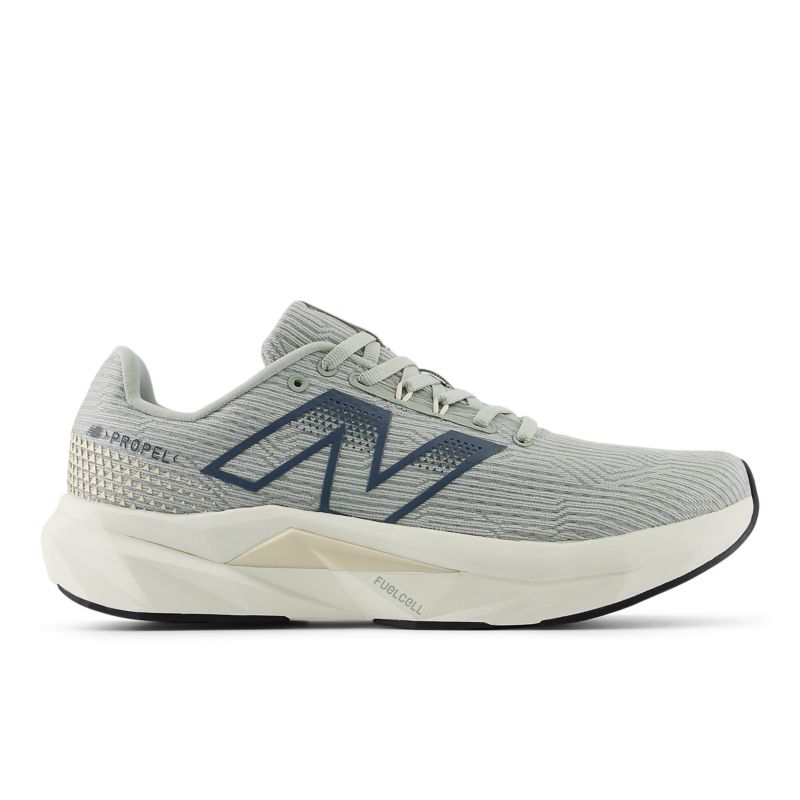 New Balance FuelCell Propel v5 GS