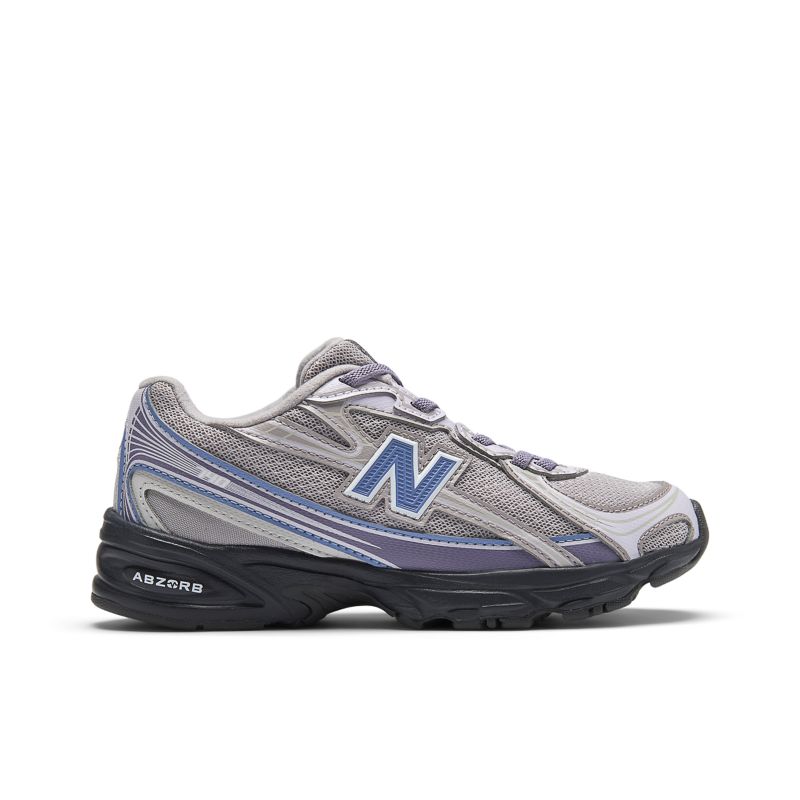 New Balance 740 GS