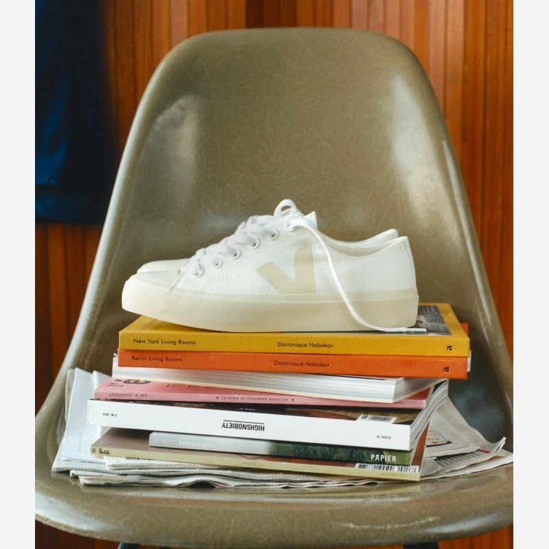 Veja Wmns Wata II Low Canvas