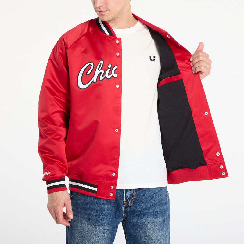 Mitchell & Ness NBA Lightweight Satin Jacket Vintage Logo Bulls Scarlet