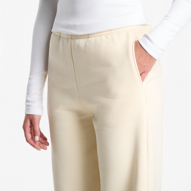 Urban Classics Ladies Fluffy Wideleg Trackpants White Sand