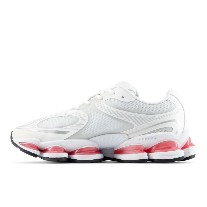 New Balance 2000 White/ Lighter Pink Heat