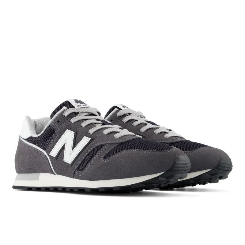 New Balance 373