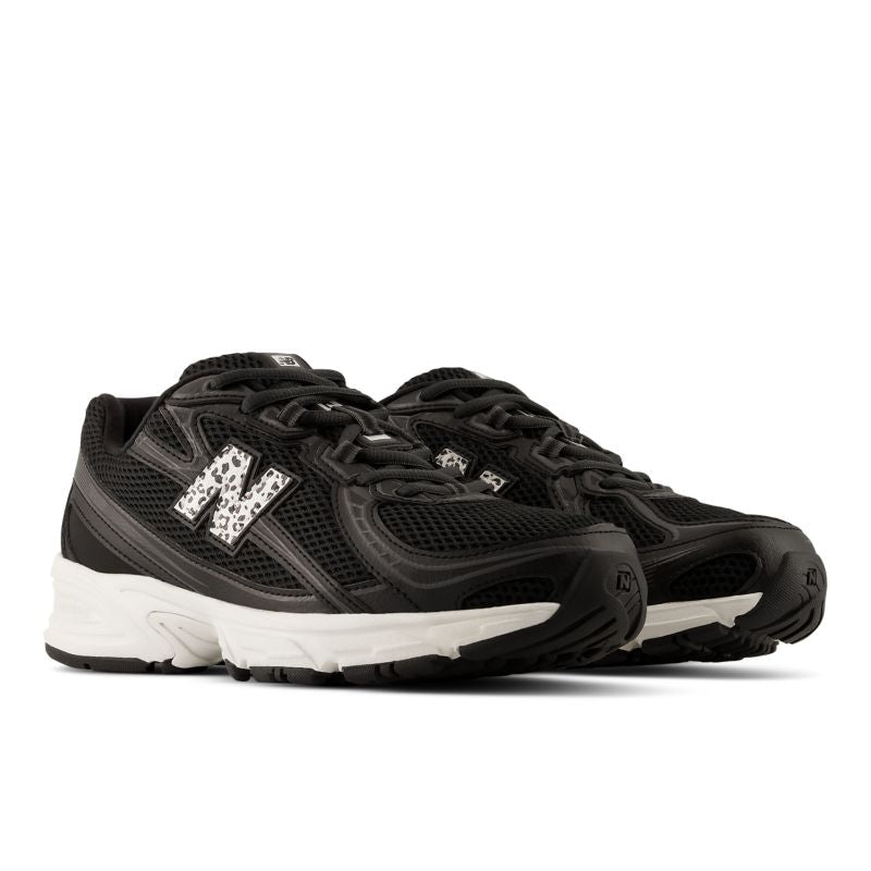New Balance 740 Black/ Sea Salt