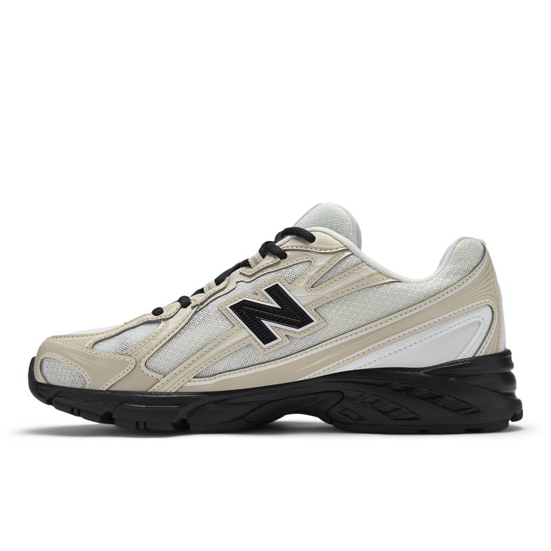 New Balance 770