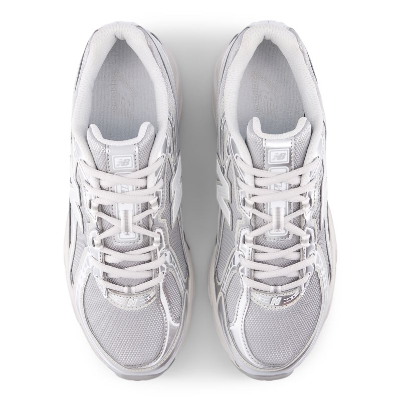 New Balance 740 Metallic Silver/ Metallic Silver
