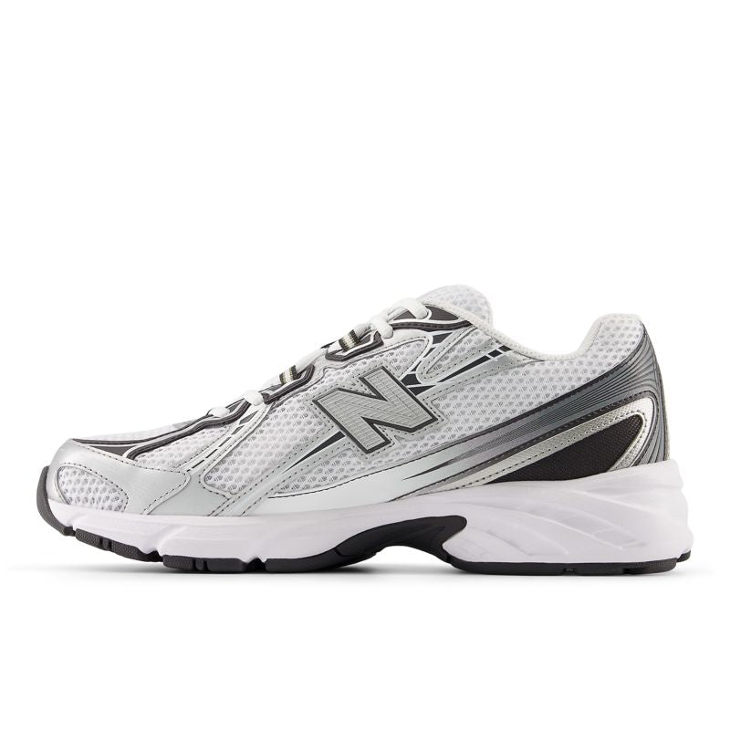 New Balance 740