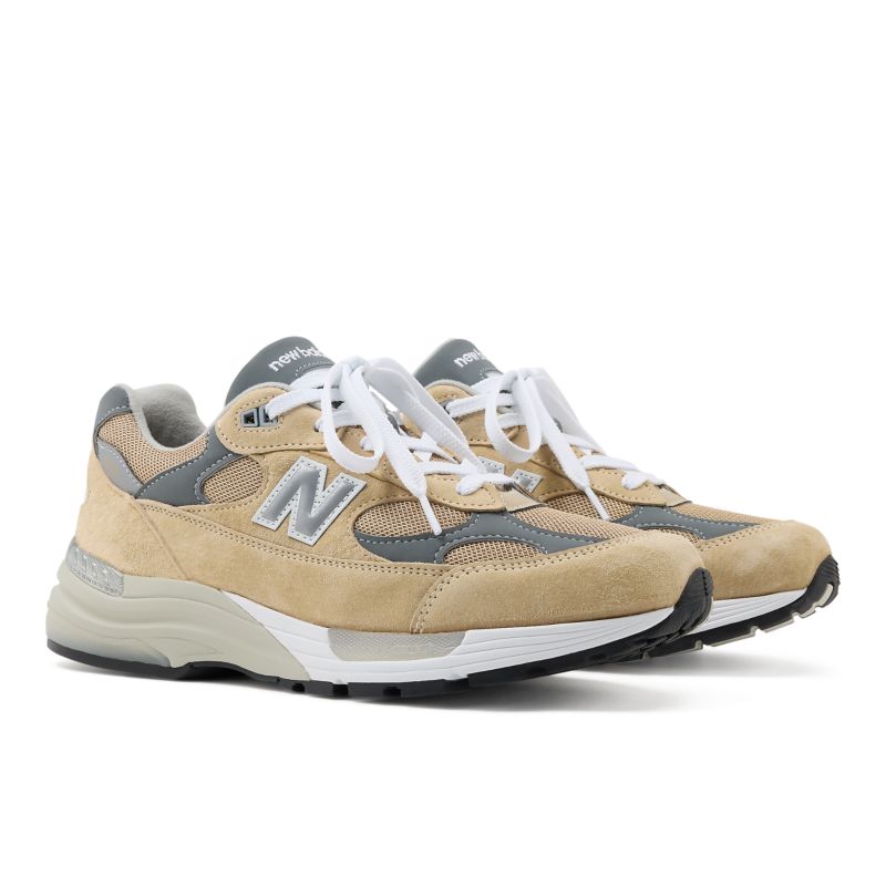 New Balance 992