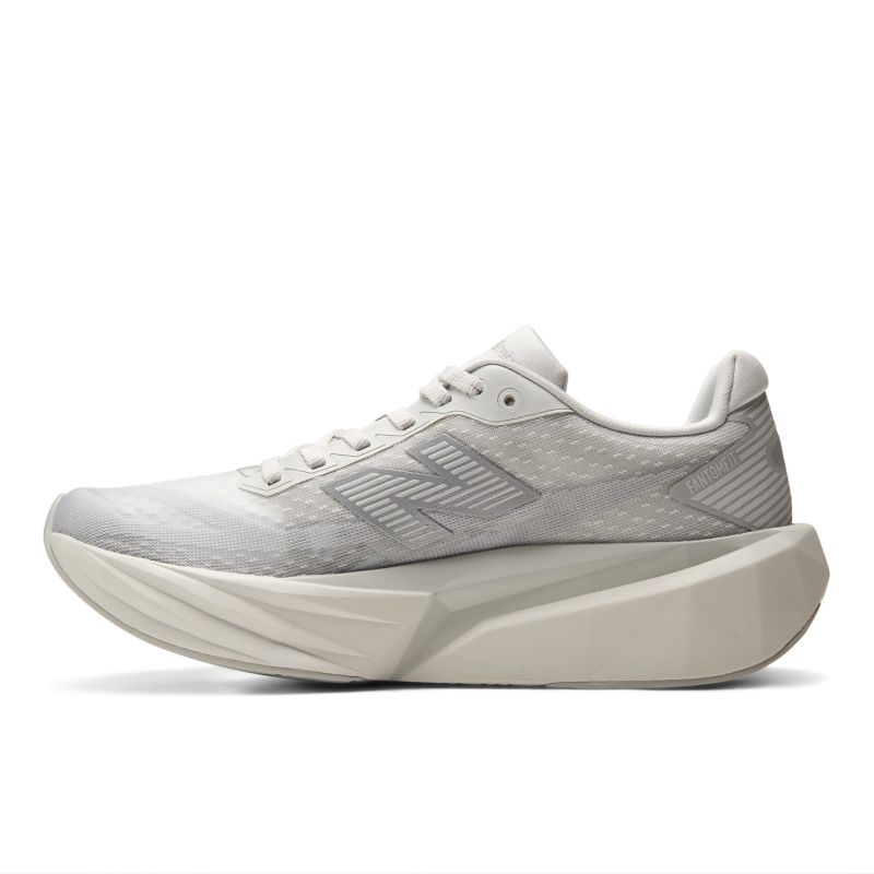 New Balance FuelCell Rebel v5