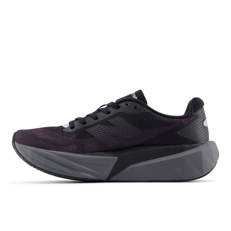 New Balance FuelCell Rebel v5