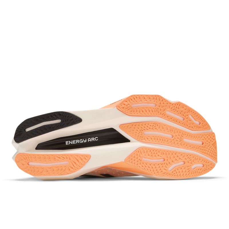 New Balance FuelCell SC Elite V4